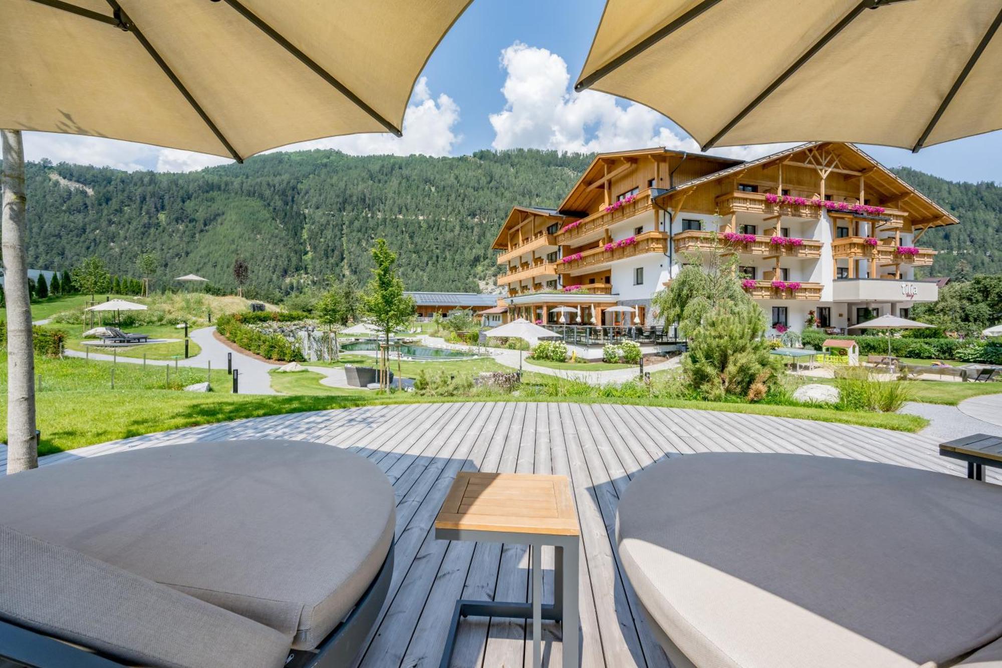 Tilia Living - B&B Mit Dem Komfort Eines Kleinen, Feinen Hotels Ried im Oberinntal Exterior foto
